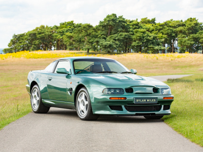 1999 Aston Martin Vantage Le Mans Prototype