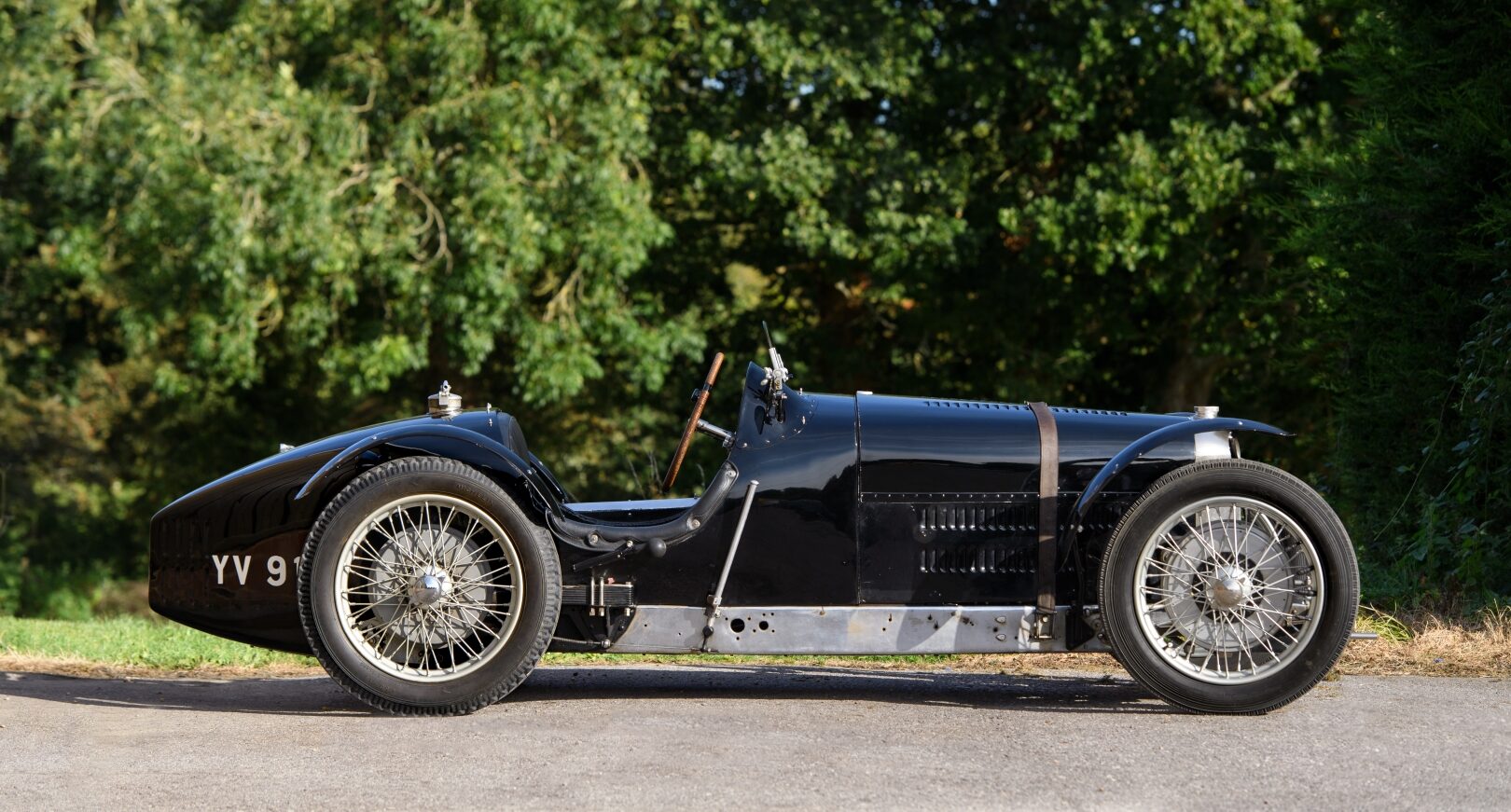 Side view of Amilcar C6 Brooklands Voiturette