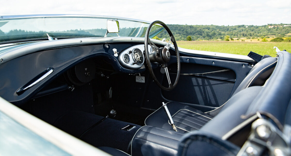 Austin Healey 100/4 interior