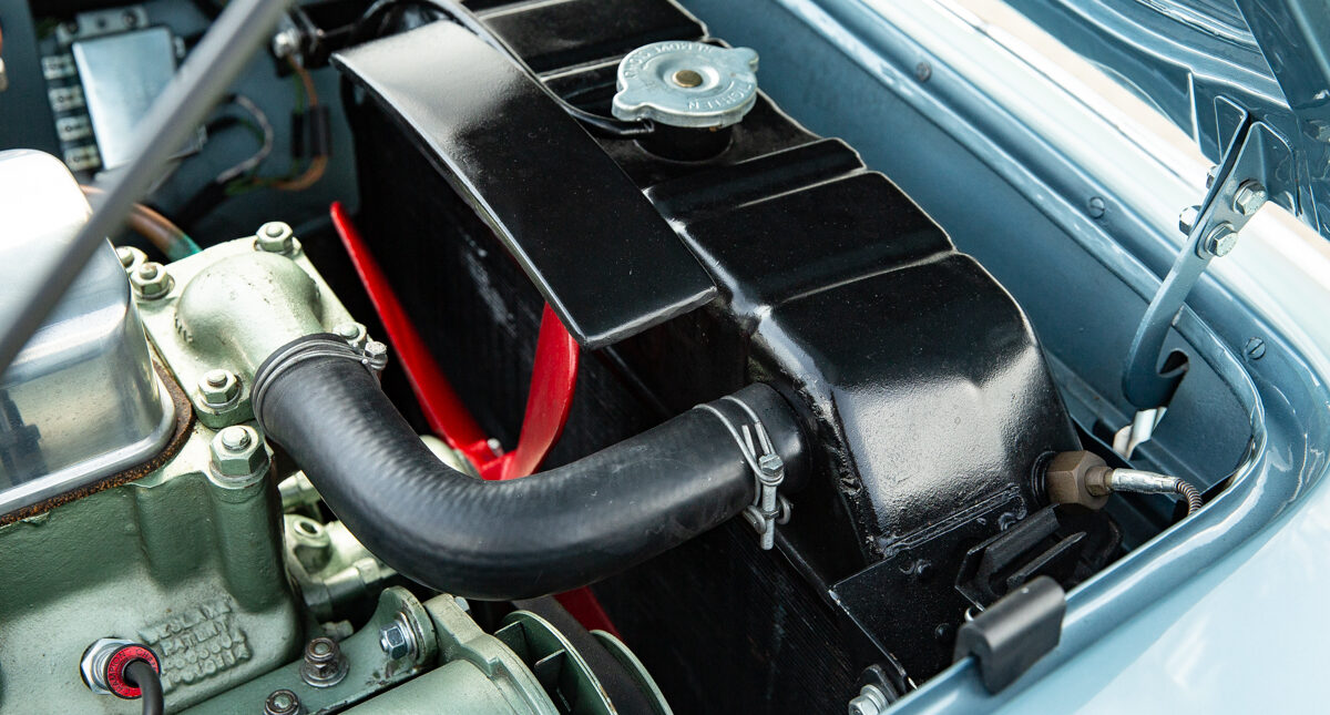 Austin Healey 100/4 engine