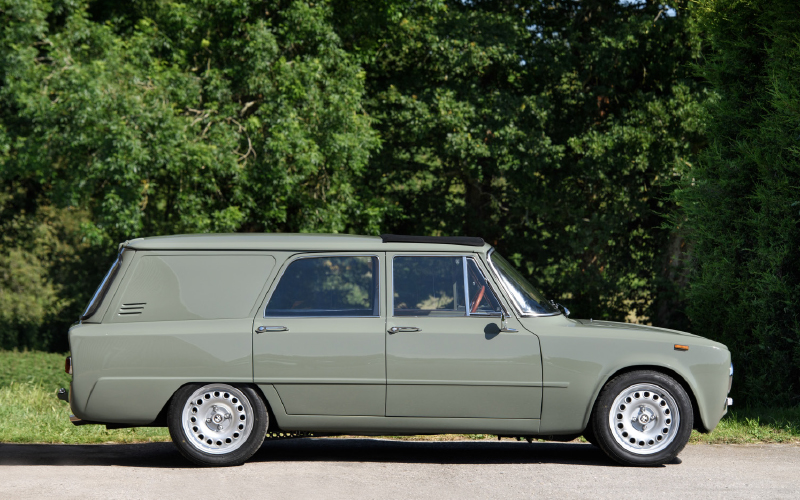 1972 Alfa Romeo Giulia Super Polizia Stradale ‘Familiare par Giorgetti’