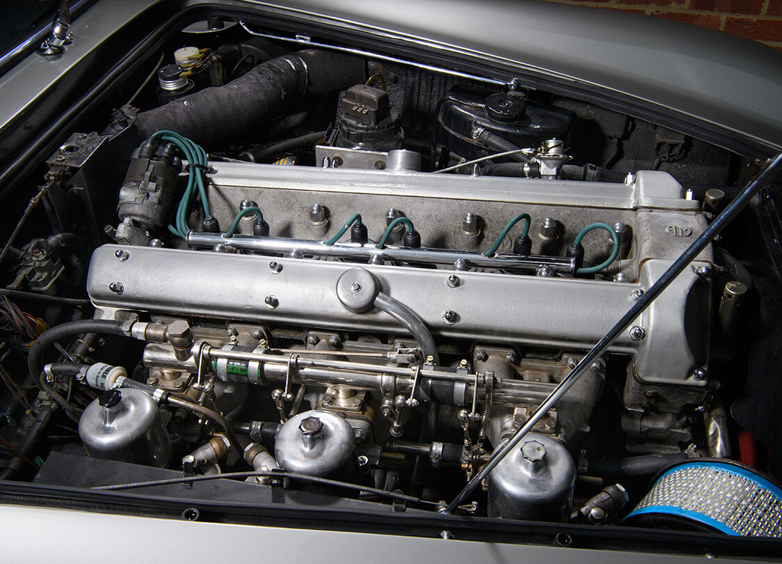 1967 Aston Martin DB6