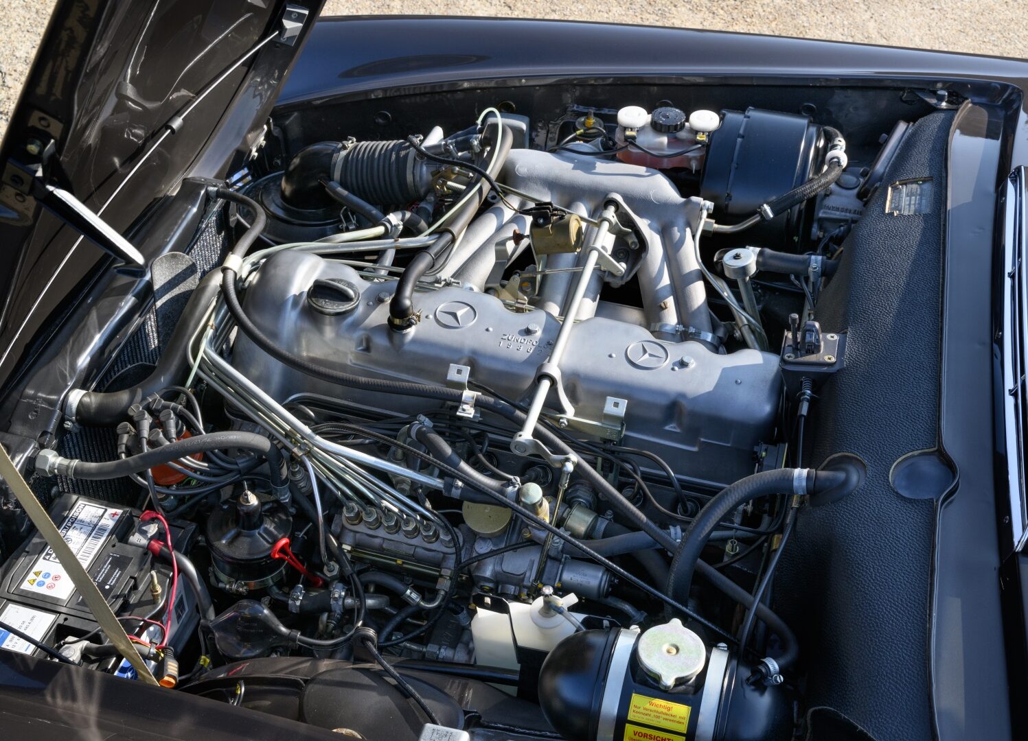 1968 Mercedes Benz 280SL Pagoda