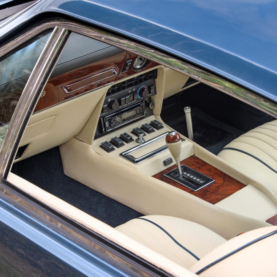 1987 Aston Martin V8 Saloon EFi