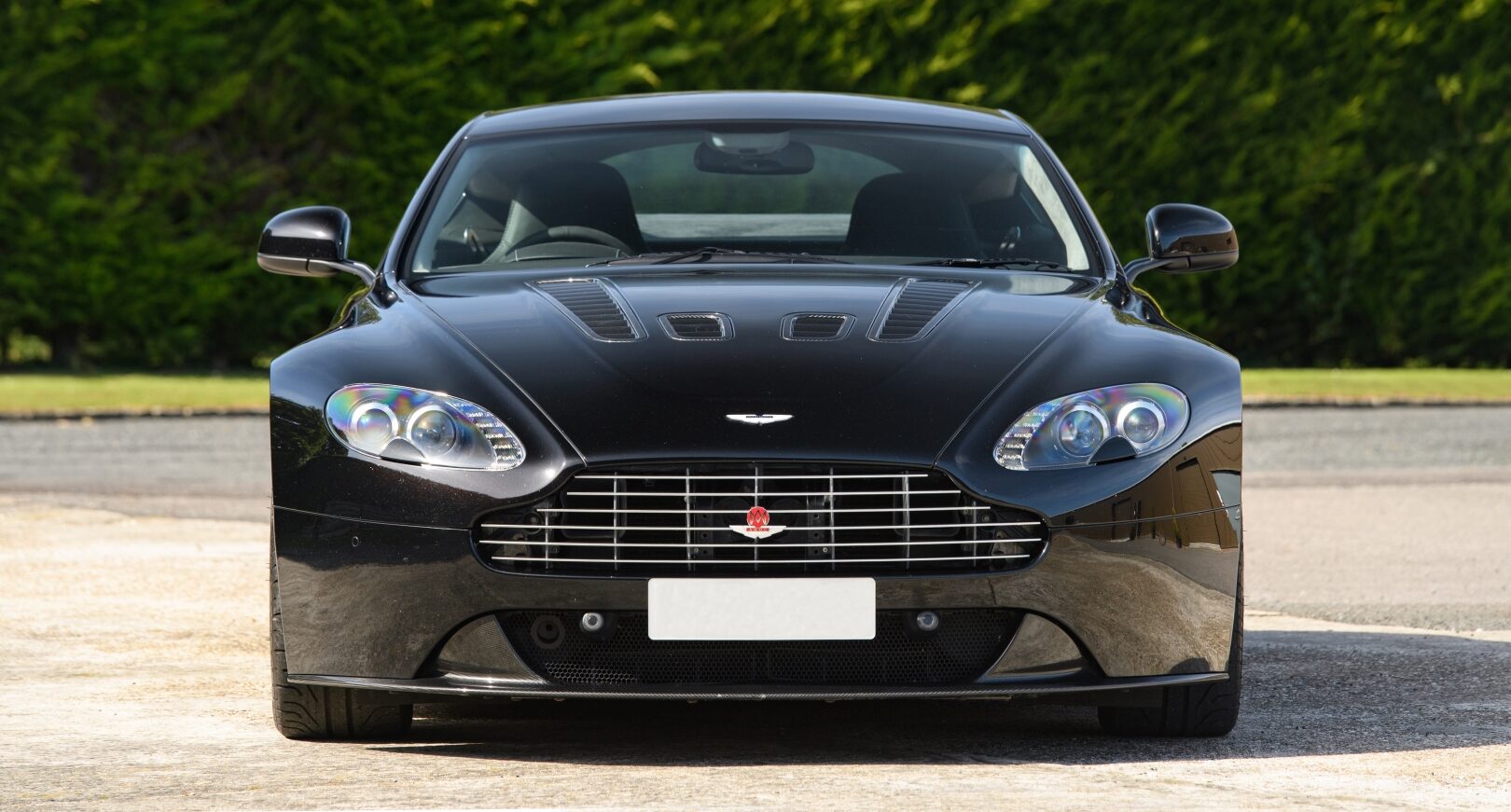 Photo showing front of a 2013 Aston Martin V12 Vantage