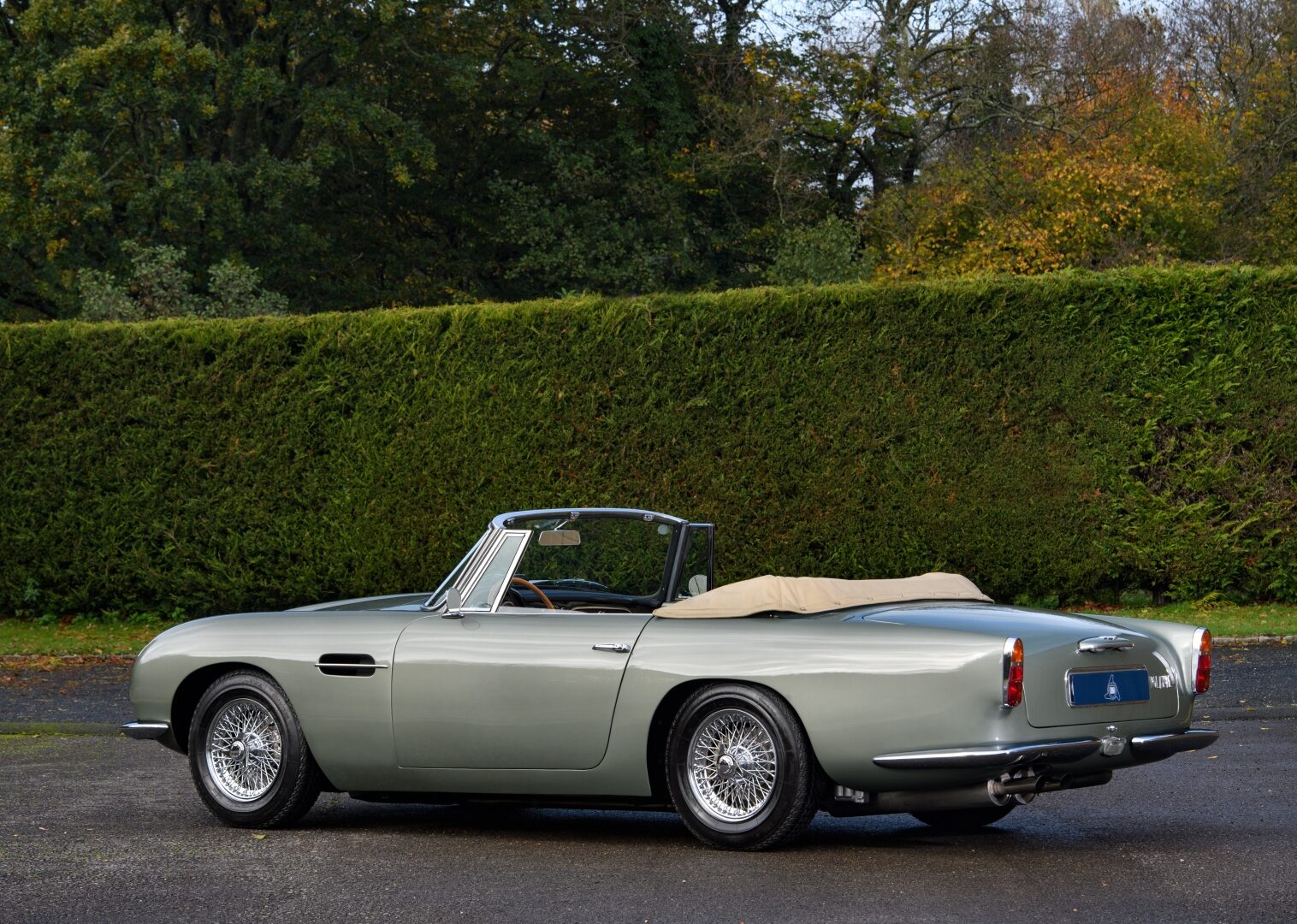 1966 Aston Martin DB6 Short Chassis Volante