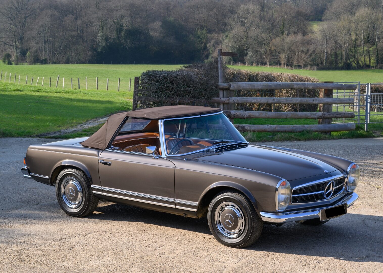1968 Mercedes Benz 280SL Pagoda