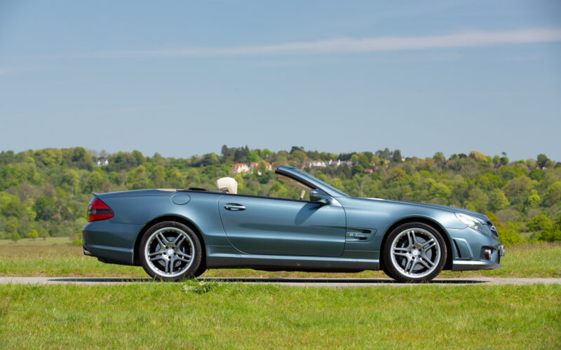 2010 Mercedes Benz SL63 AMG