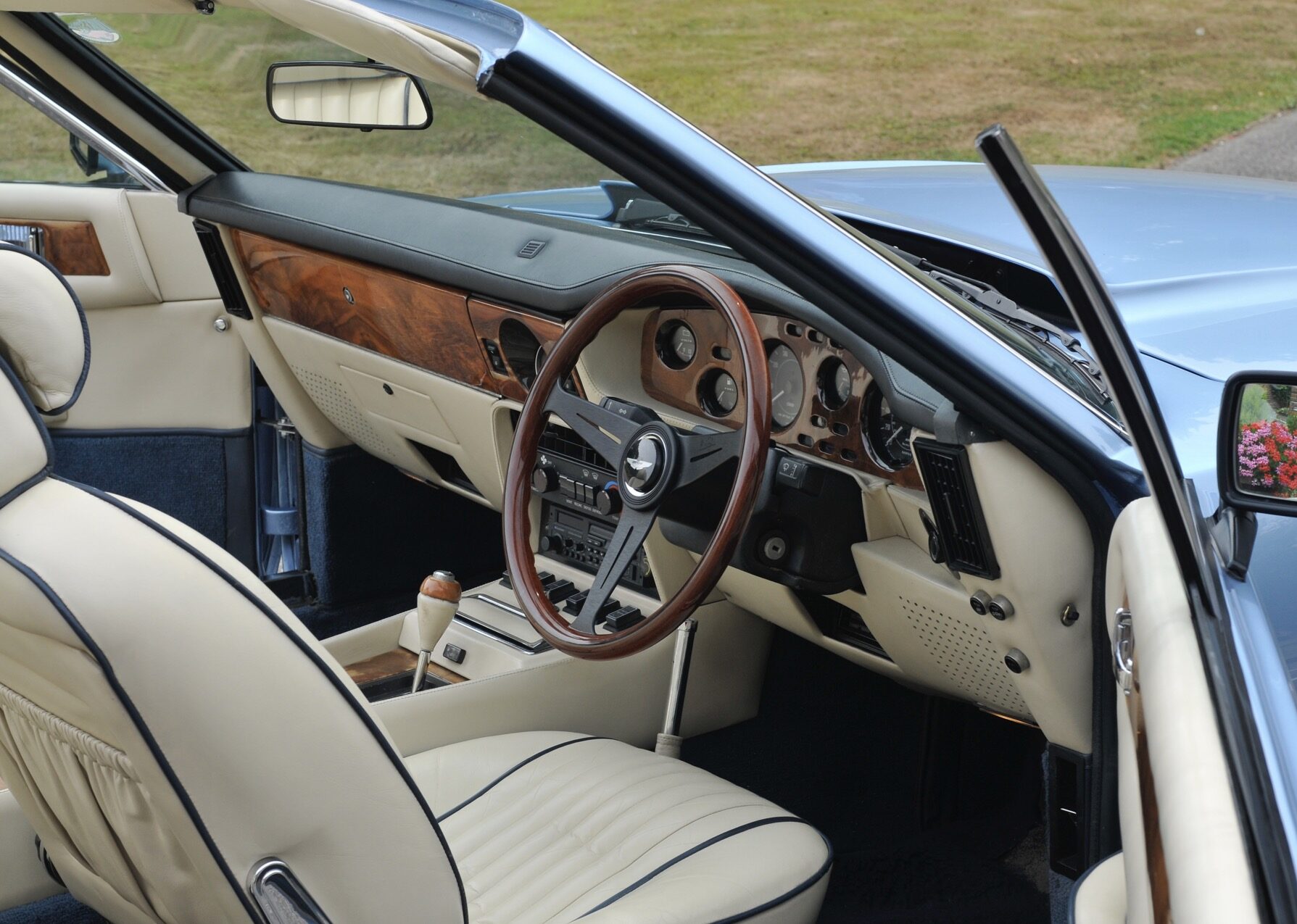 1990 Aston Martin V8 Volante EFi – The Penultimate EFi Volante