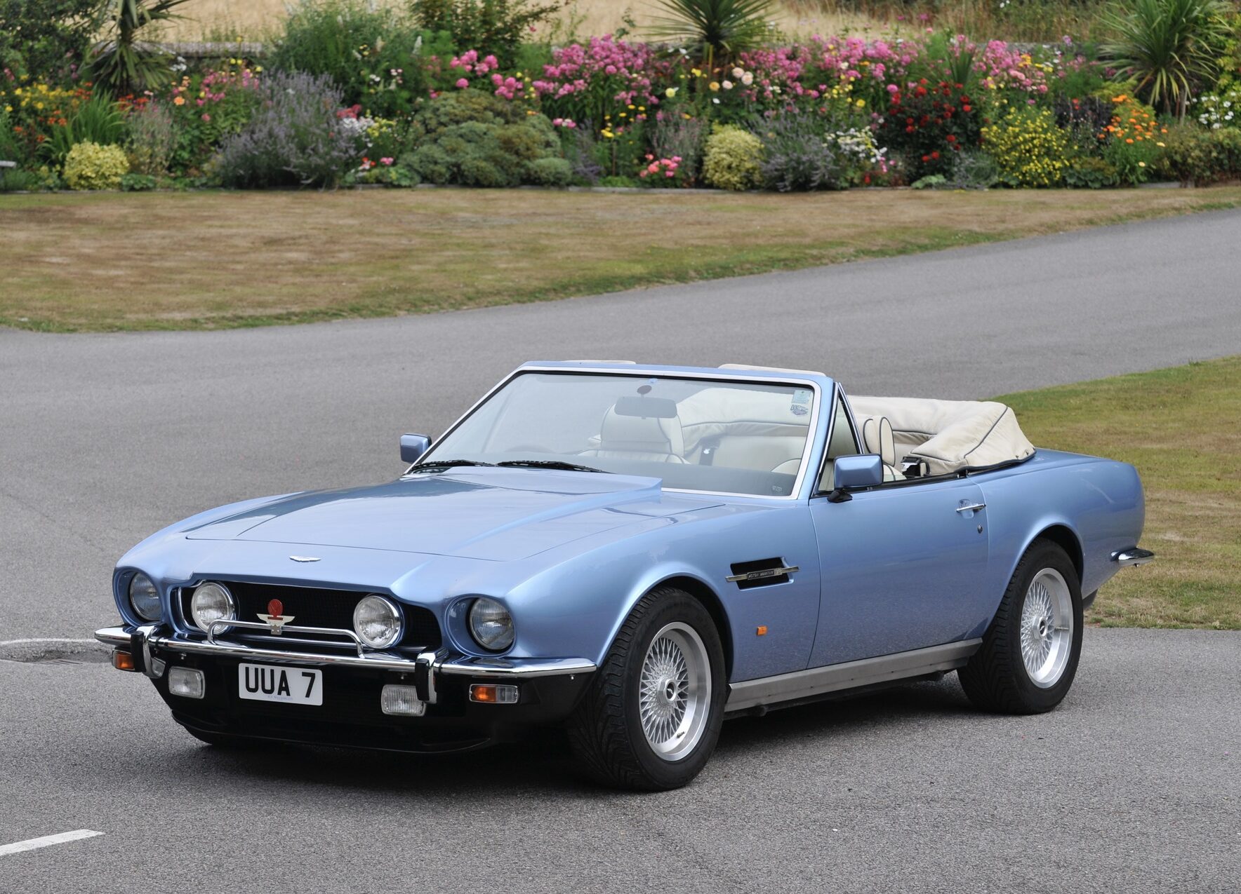 1990 Aston Martin V8 Volante EFi – The Penultimate EFi Volante