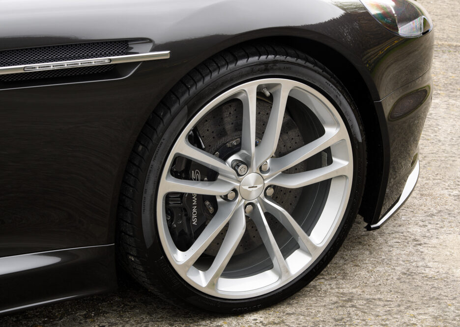 2011 Aston Martin DBS Volante
