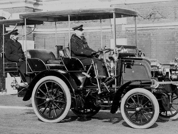 1902 