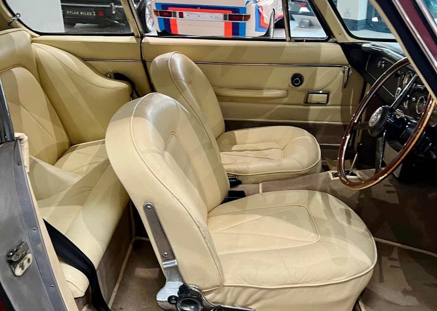1968 Aston Martin DB6 Saloon