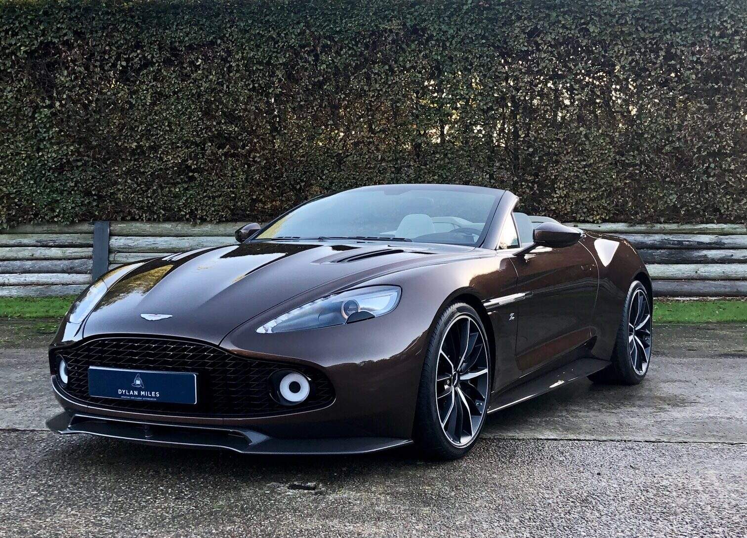 2018 Aston Martin Vanquish Zagato Volante