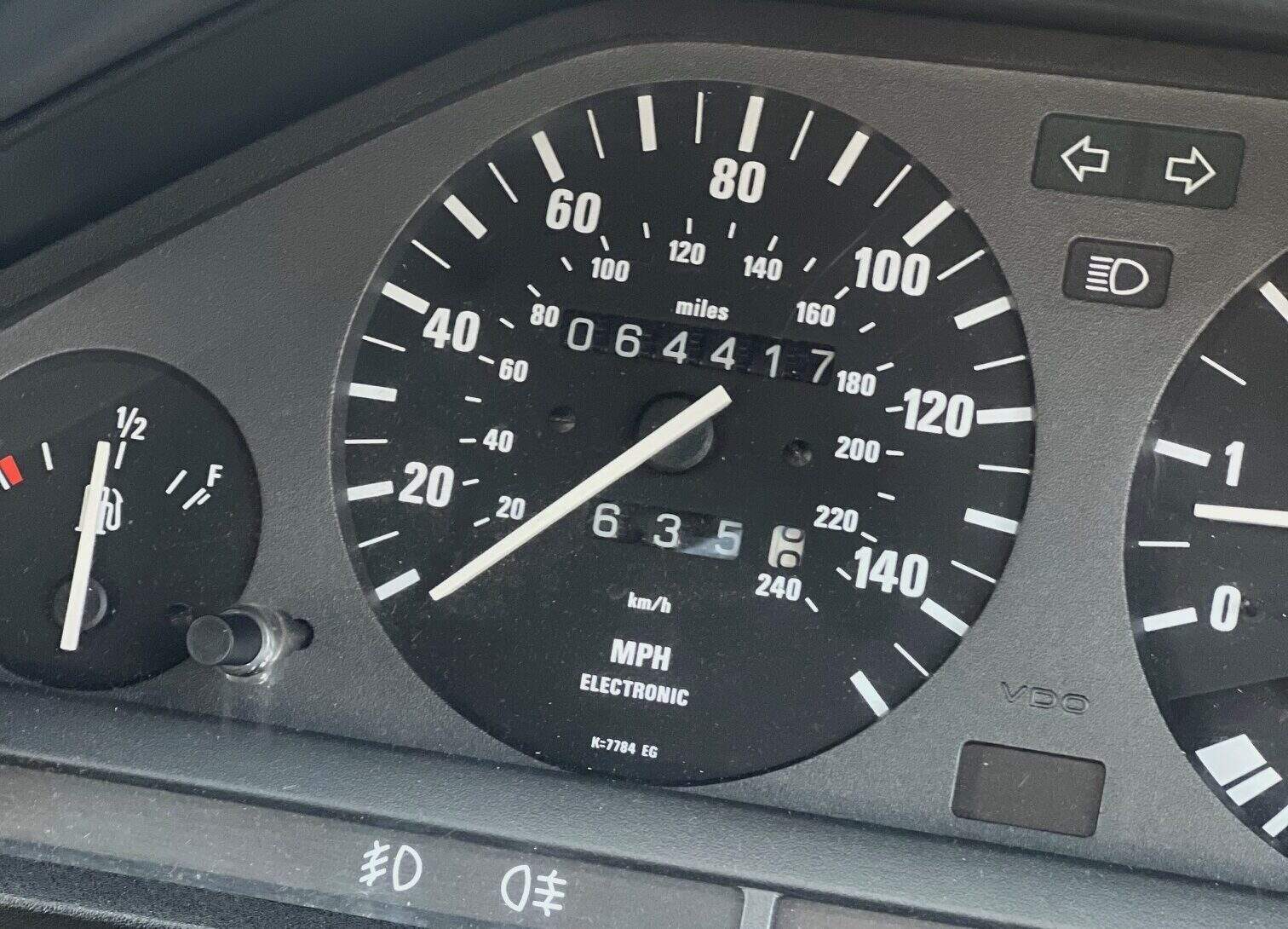 1989 BMW E30 325i Convertible