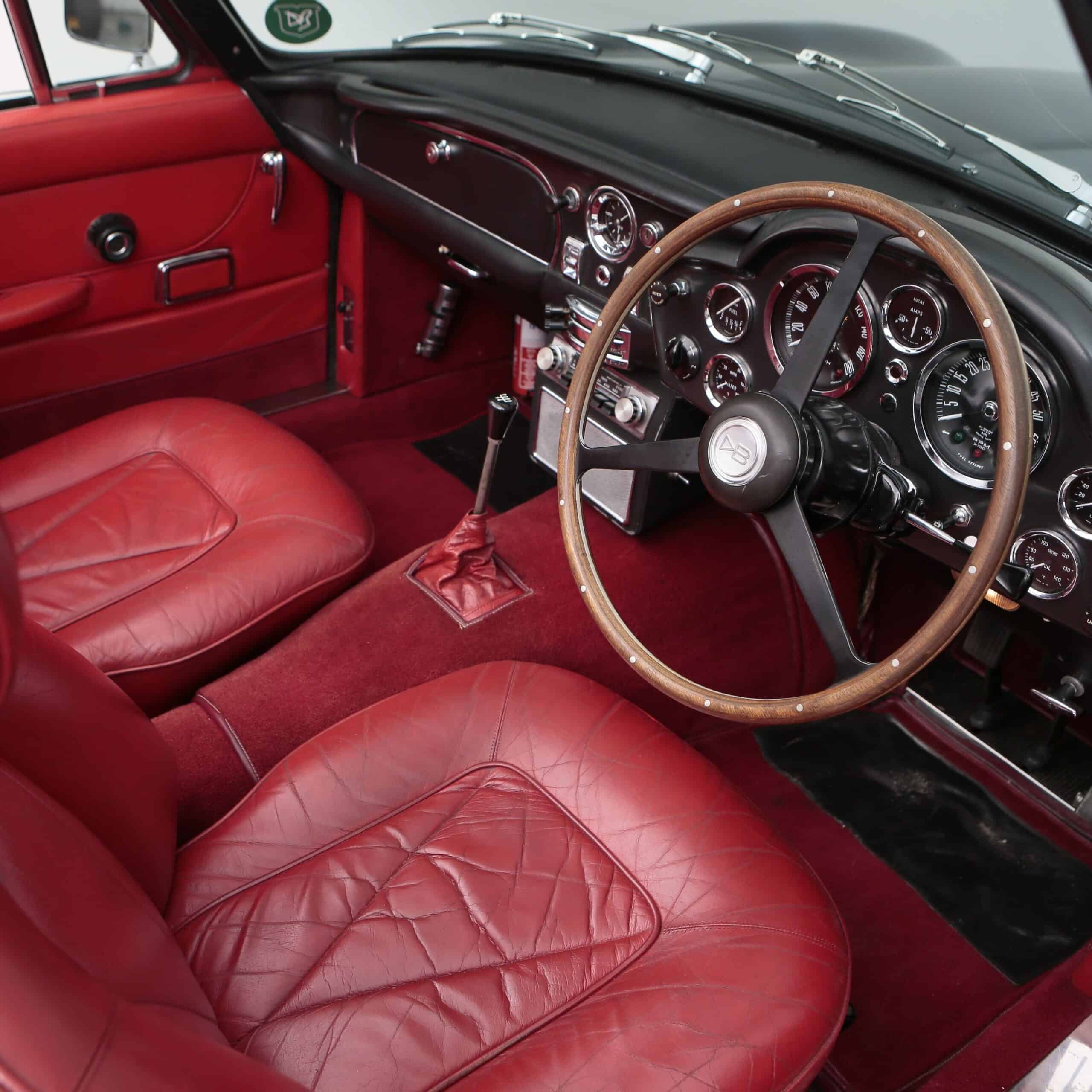 1969 Aston Martin DB6 Volante