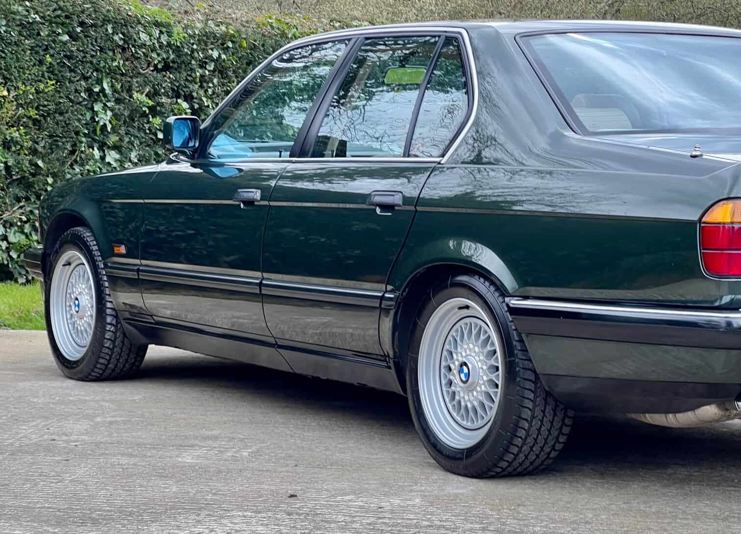1989 BMW 735i Special Equipment