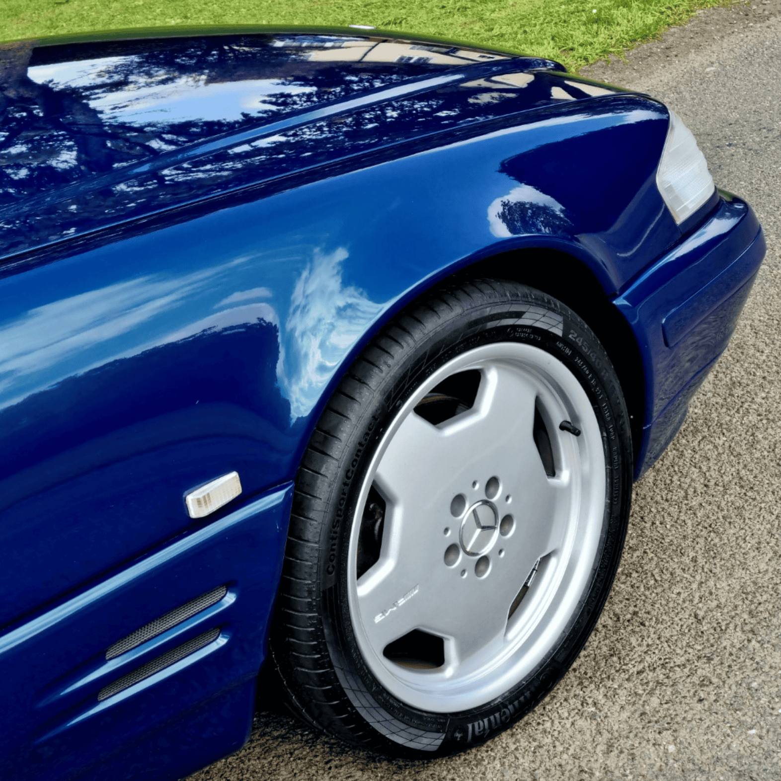 1999 Mercedes Benz SL500 40th Anniversary