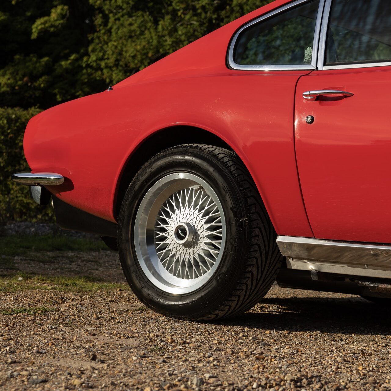 1977 Aston Martin V8 – 5.6L by Aston Engineering